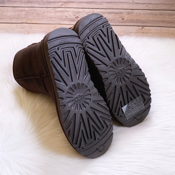 UGG Chocolate Classic Short II Boots - Picture 6 of 7